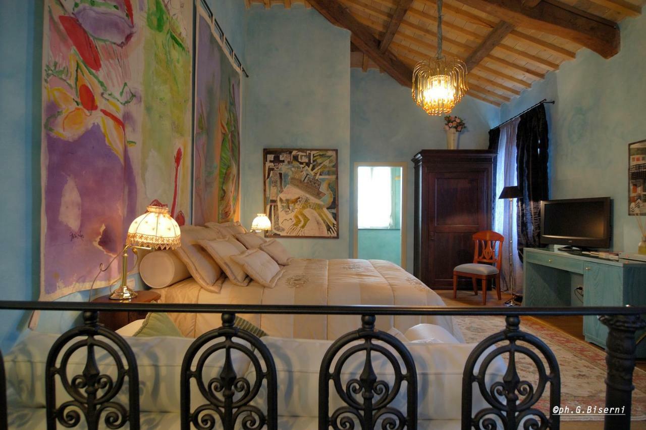 Relais Villa Roncuzzi Русси Экстерьер фото