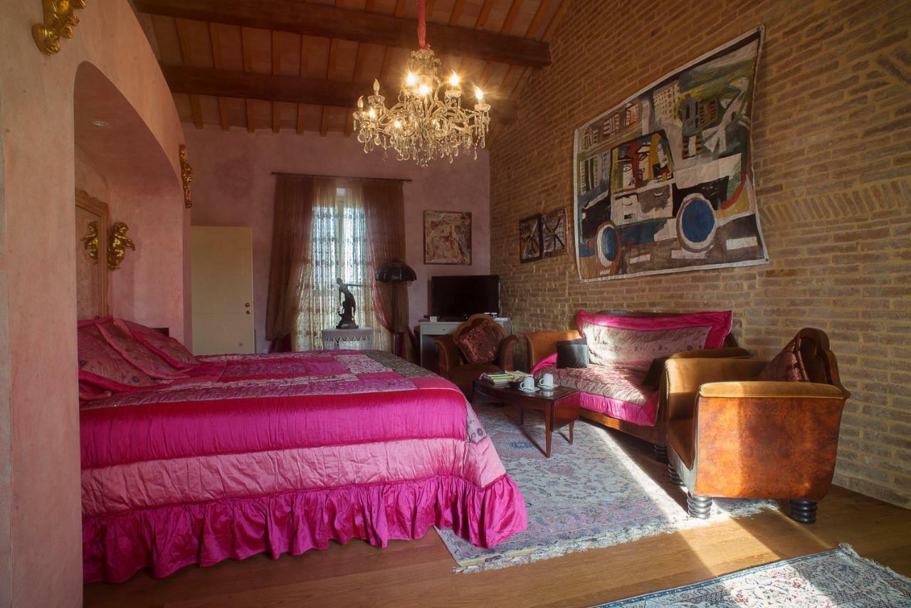 Relais Villa Roncuzzi Русси Экстерьер фото